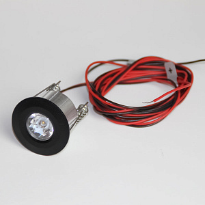 Контакт Плюс черного цвета