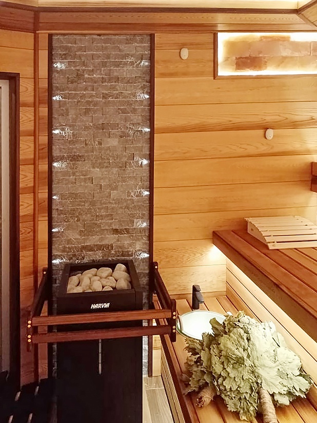 Сауна с потолочным панно