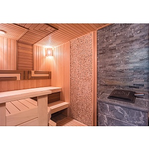  Панно можжевеловое